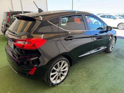 Ford Fiesta VIGNALE 1.0 BENZINA 100CV Nero usata Giugliano