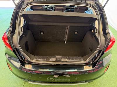 Ford Fiesta VIGNALE 1.0 BENZINA 100CV Nero usata Giugliano