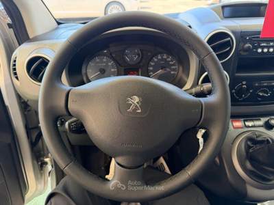 Peugeot Partner 1.6 DIESEL 100CV Argento usata Giugliano
