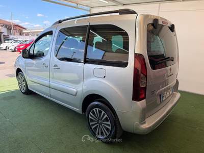 Peugeot Partner 1.6 DIESEL 100CV Argento usata Giugliano