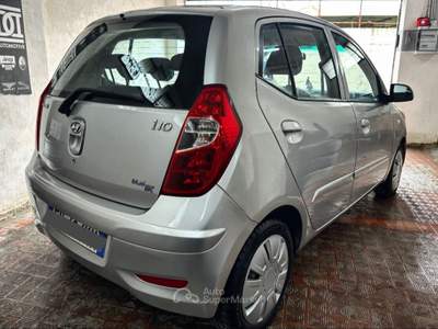 Hyundai i10 GPL SERIE/ RATE / FINANZIAMENTI Grigio usata Benevento