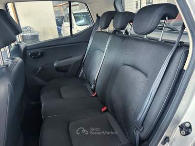 Hyundai i10 GPL SERIE/ RATE / FINANZIAMENTI Grigio usata Benevento