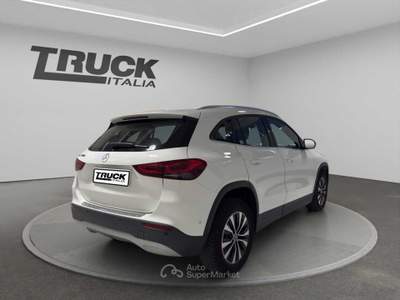 Mercedes-Benz GLA  - gla 180 d sport auto Bianco usata Pisa