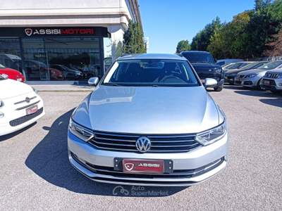 Volkswagen Passat SCR DSG Executive BMT Argento usata Assisi