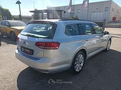 Volkswagen Passat SCR DSG Executive BMT Argento usata Assisi