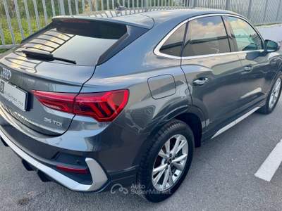 Audi Q3 SPB 35 TDI S tronic S line edition Grigio usata Castellammare di Stabia