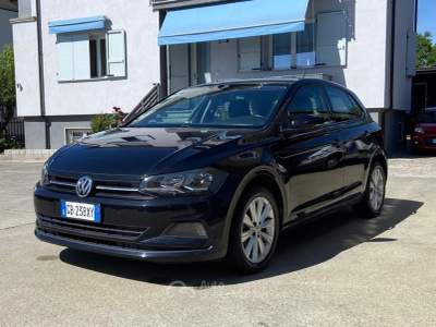 Volkswagen Polo 1.0 EVO 80 CV 5p. Comfortline BlueMotion Technolog Nero usata Cadeo