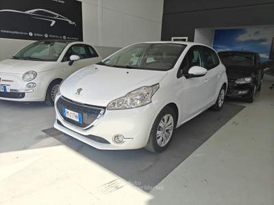 Peugeot 208 1.4 HDi Ideale per Neopatentati molto bella!! Bianco usata Perugia