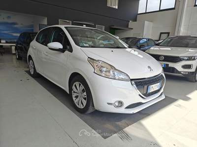 Peugeot 208 1.4 HDi Ideale per Neopatentati molto bella!! Bianco usata Perugia