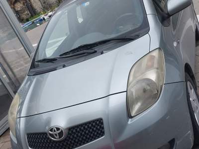 Toyota Yaris Puoi fare assicurazione  d'epoca... usata Sant'Antonio Abate