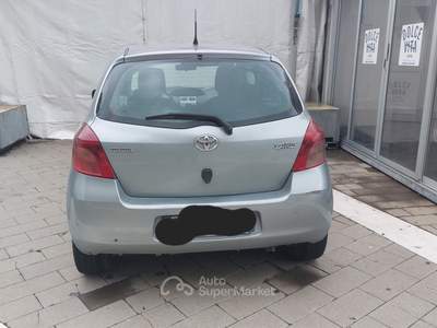 Toyota Yaris Puoi fare assicurazione  d'epoca... usata Sant'Antonio Abate