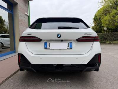 BMW Serie 5 520d D 48V XDRIVE 197CV TOURING MSPORT PRO Bianco usata Venezia