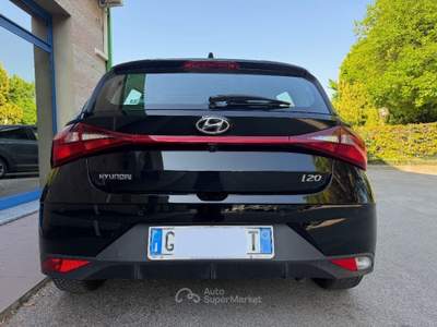Hyundai i20 1.2 84CV MPI SENSORI PARCHEGGIO REETROCAMERA Nero usata Venezia