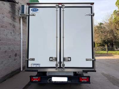 Iveco Daily 35S  14 2.3 136CV FRIGO ISOTERMICO FRCX ATP 05 Bianco usata Venezia
