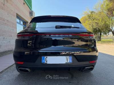 Porsche Macan 2.0 245CV PDK UNIPROPRIETARIO CERCHI DA 20" PASM Nero usata Venezia