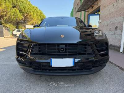 Porsche Macan 2.0 245CV PDK UNIPROPRIETARIO CERCHI DA 20" PASM Nero usata Venezia