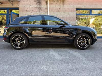 Porsche Macan 2.0 245CV PDK UNIPROPRIETARIO CERCHI DA 20" PASM Nero usata Venezia
