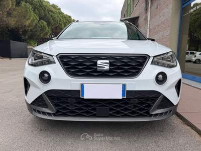 Seat Arona 1.0 TSI 95CV FR BICOLOR CERCHI BRUNITI DA 18" Bianco usata Venezia