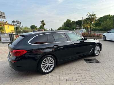 BMW Serie 5 520d 520 d Touring XDRIVE Luxury AUTOM EURO6 LED CRUISE ADATTIVO Nero usata San Felice sul Panaro