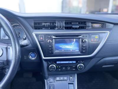 Toyota Auris 99CV E6 Neo - 2015 Bianco usata Roma