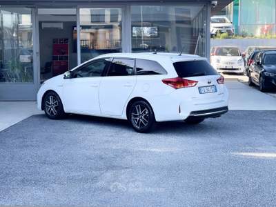 Toyota Auris 99CV E6 Neo - 2015 Bianco usata Roma