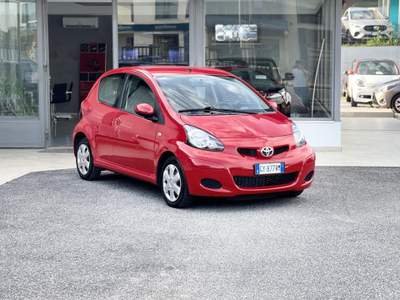 Toyota Aygo 1.0 Benzina 68CV E4 Neo - 2009 Rosso usata Roma