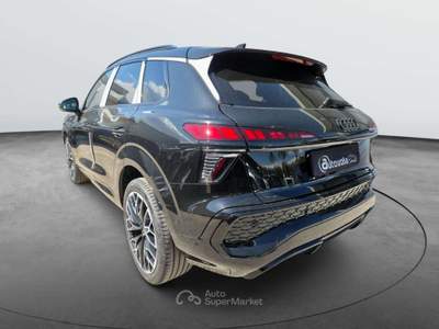 Audi Q3 Q3 2.0 tdi S line edition 150cv s-tronic Nero usata Volla