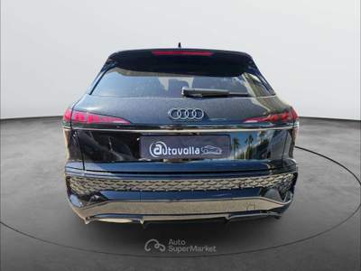 Audi Q3 Q3 2.0 tdi S line edition 150cv s-tronic Nero usata Volla