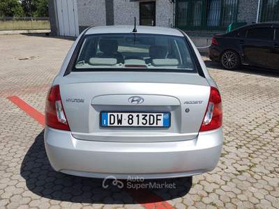 Hyundai Accent Accent 4p 1.4 Style usata Cassinetta di Lugagnano