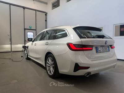 BMW Serie 3 320e 320e Touring Business Advantage Bianco usata Poviglio
