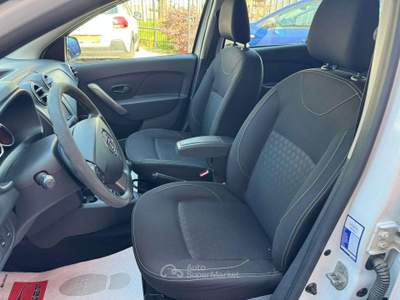 Dacia Logan MCV 1.5 dci Laureate Family 90cv Bianco usata Cernusco sul Naviglio