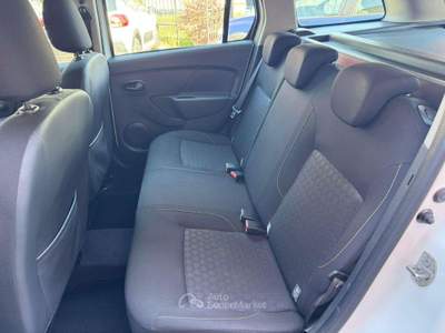 Dacia Logan MCV 1.5 dci Laureate Family 90cv Bianco usata Cernusco sul Naviglio