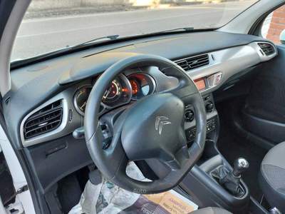 Citroen C3 citroen c 3 1.2 pure tech 82 cv Bianco usata Mirabella Eclano