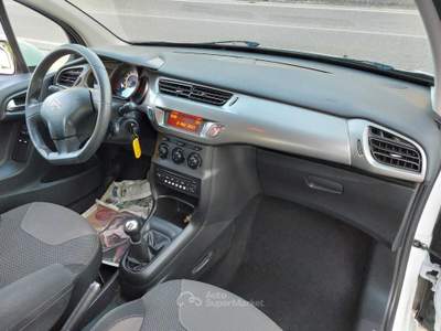Citroen C3 citroen c 3 1.2 pure tech 82 cv Bianco usata Mirabella Eclano