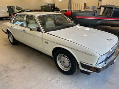 Jaguar XJ JAGUAR XJ 3,6 Beige usata Vetralla