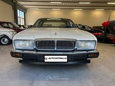 Jaguar XJ JAGUAR XJ 3,6 Beige usata Vetralla