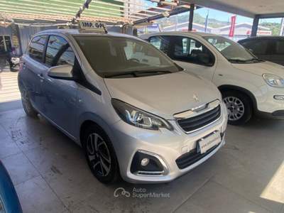 Peugeot 108 VTi 72cv 5 PORTE ALLURE GPL TECH Argento usata Napoli