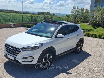 Hyundai Tucson 4wd Xpossible integrale 177cv Bianco usata Vasto