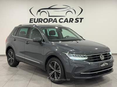 Volkswagen Tiguan 1.4 TSI eHYBRID Life DSG Grigio usata Caresanablot