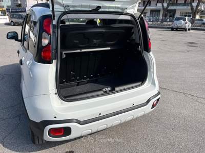 Fiat Panda Panda 1.0 firefly hybrid Cross s&s 70cv PANDINA Bianco usata Rimini