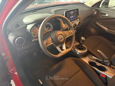 Nissan Juke Juke 1.2 dig-t Acenta 115cv E6 Rosso usata Varedo