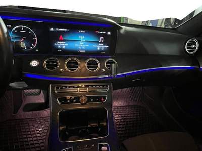 Mercedes-Benz Classe E Si vende per passaggio a modello con motorizzazione benzina usata Ispica