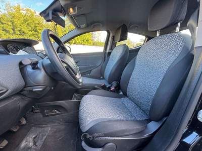 Lancia Ypsilon Ypsilon III 2021 1.0 firefly hybrid Silver s Nero usata Roma