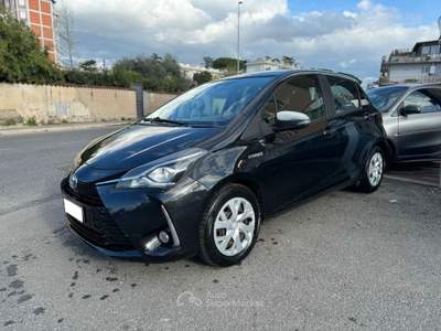 Toyota Yaris Yaris 5p 1.5h Active AUTOCARRO Nero usata Roma