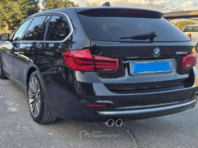 BMW Serie 3 320d 320 320d Touring Luxury auto Nero usata Roma