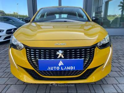 Peugeot 208 208 1.2 puretech Active s&amp;s 75cv Giallo usata Sarego