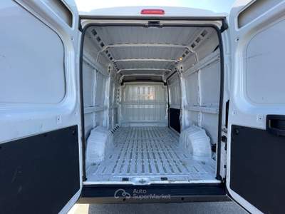 Peugeot Boxer 333 2.2 bluehdi 140cv S&amp;S L2H1 Bianco usata Sarego