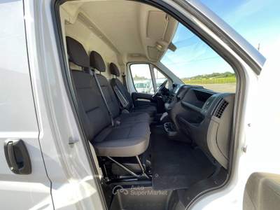 Peugeot Boxer 333 2.2 bluehdi 140cv S&amp;S L2H1 Bianco usata Sarego