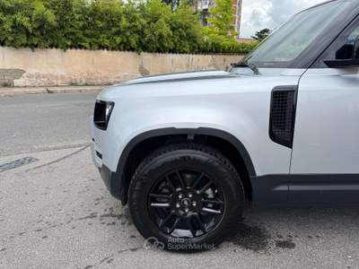 Land Rover Defender Defender 90 X-Dynamic HSE awd 250cv auto Grigio usata Roma