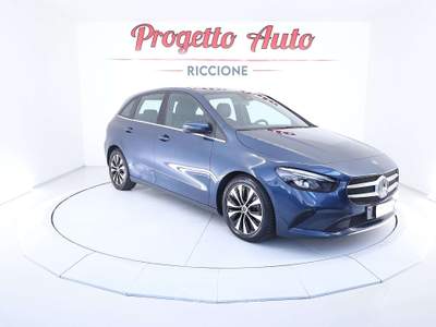 Mercedes-Benz Classe B Classe B 180 d Business Extra auto NAVI CAMERA LUCI AMBIENTE Blu/Azzurro usata Riccione